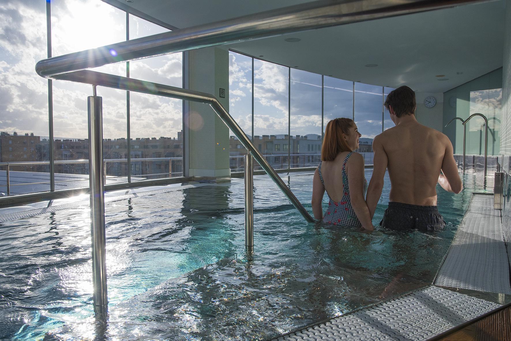 Gran Hotel Lakua Vitoria-Gasteiz Zewnętrze zdjęcie The pool at the 2012 London Aquatics Centre