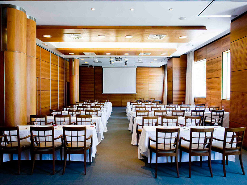 Gran Hotel Lakua Vitoria-Gasteiz Zewnętrze zdjęcie The conference room